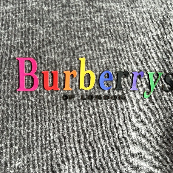 Kids Burberry Short Sleeve T-shirt size 8 - Picture 5 of 6